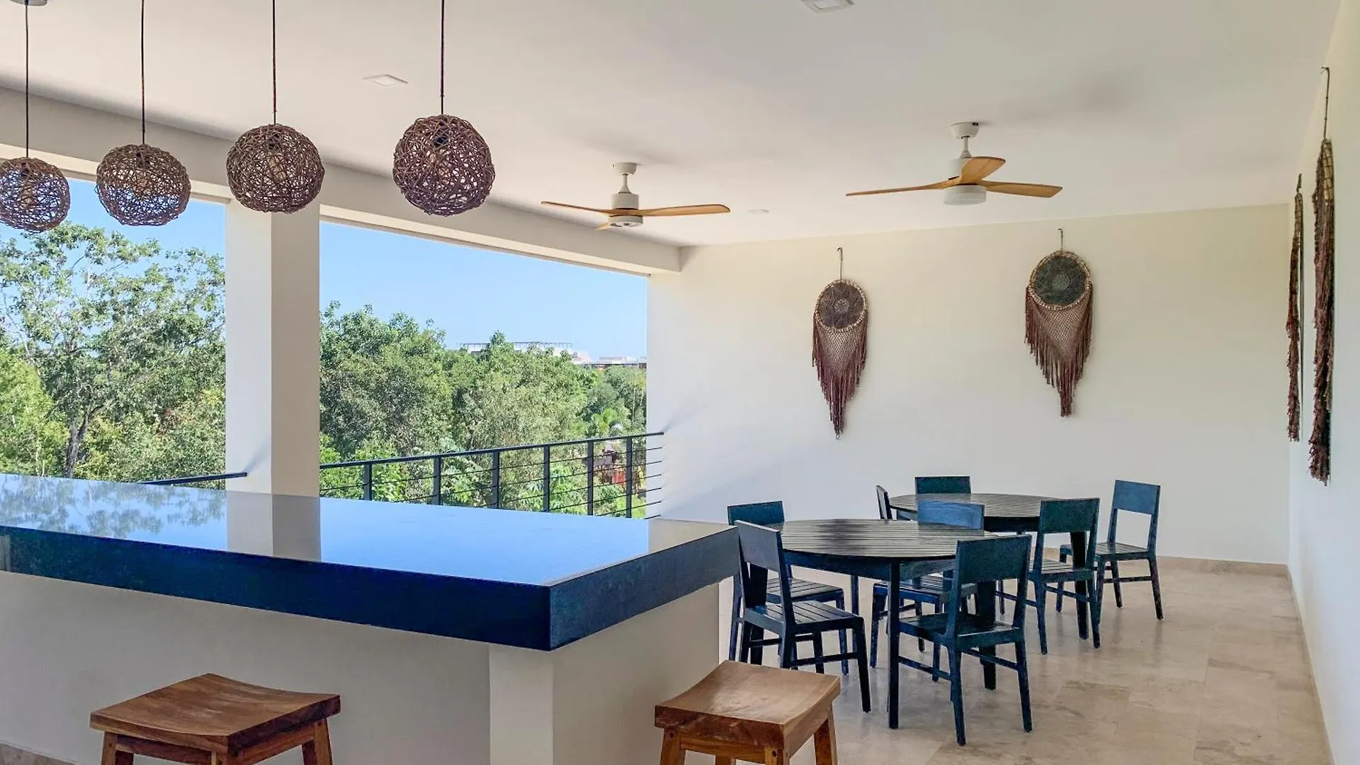 Luxe Penthouse With Rooftop Pool And Grill Tulum 0*,  Mexique