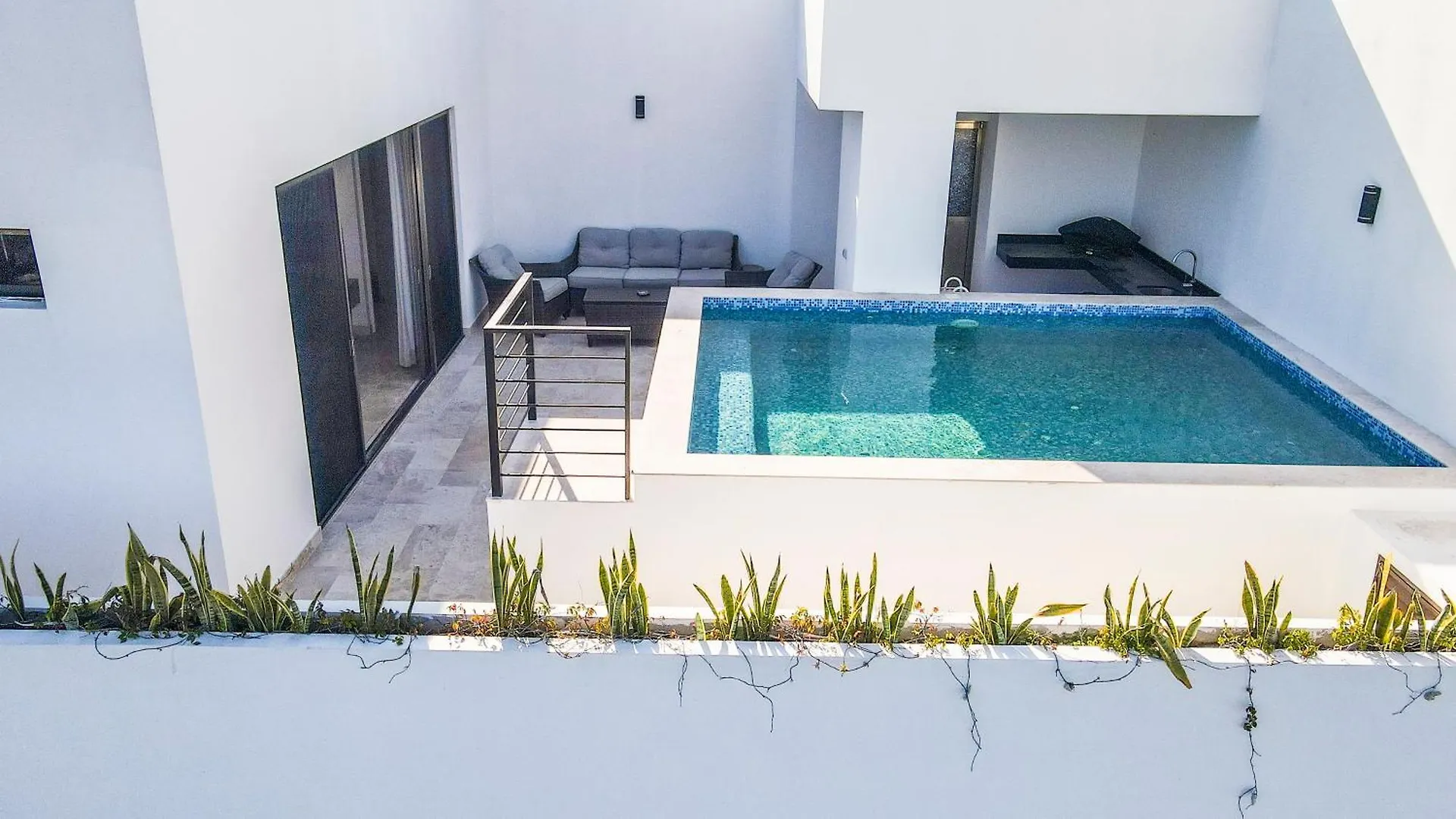 Luxe Penthouse With Rooftop Pool And Grill Tulum 0*,  Mexique